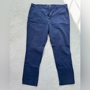 Dark blue/black pants